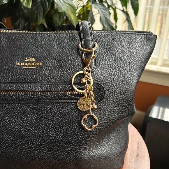 New STAR AND CLOVER Bag Charm Gold Tone⭐ - Picture 2 of 7